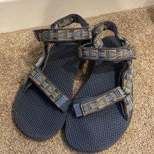 Tevas